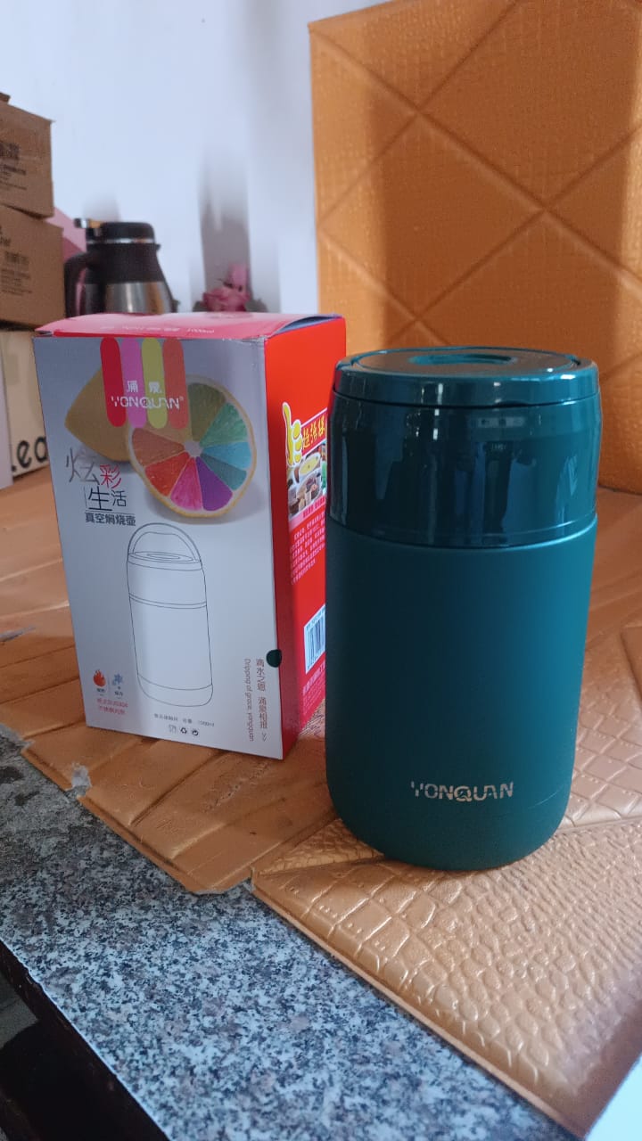 Stainless Steel Insulated Vacuum Double Wall Bottle (1000 ml) Stainless Steel Insulated Vacuum Double Wall Bottle (1000 ml)